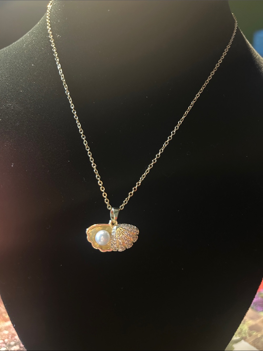 Gold Seashell Pendant Necklace with Pearl Accent
